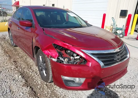 2015 Nissan Altima 2.5 S z USA, uszkodzony, nr VIN 1N4AL3AP1FC598718